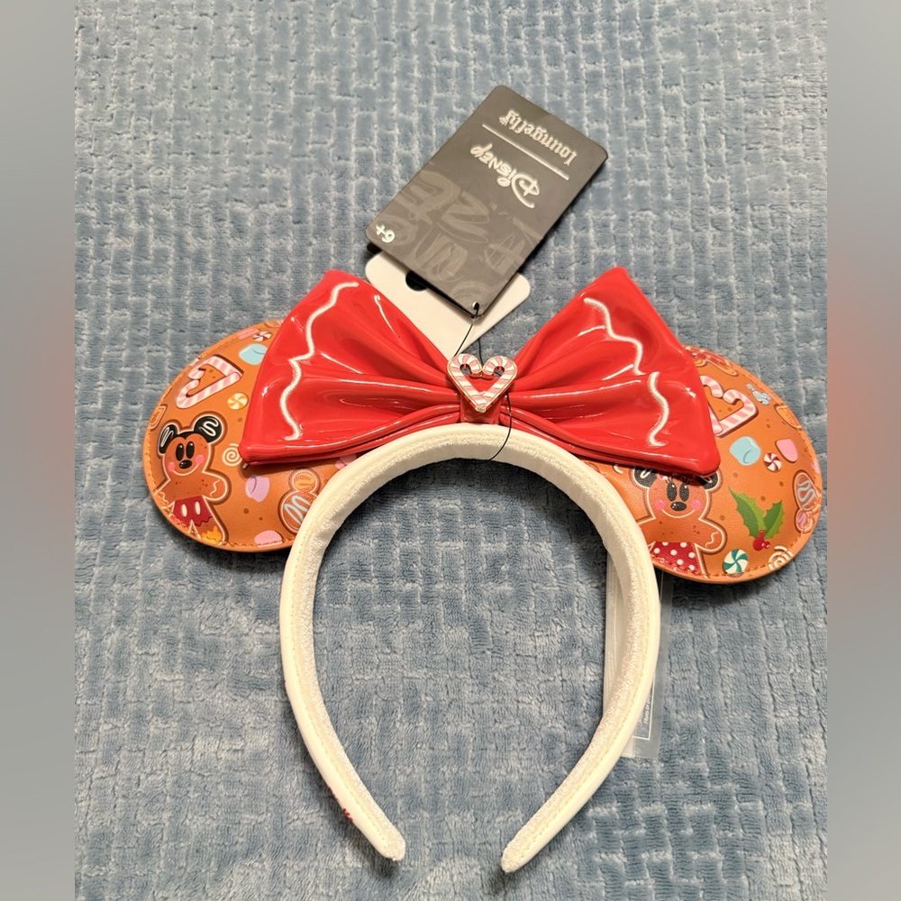 Disney loungefly Gingerbread Ears Headband NWT